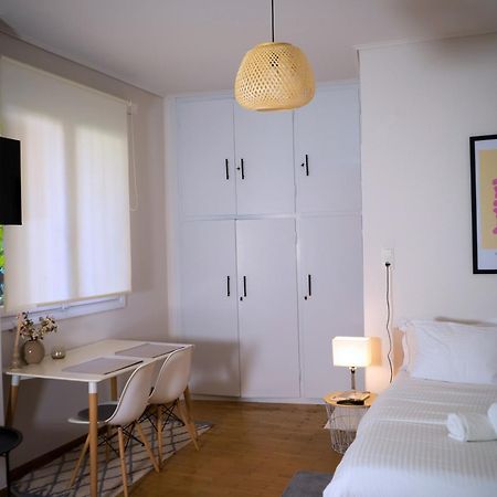 Beautiful Downtown Studio! Ioannina Luaran gambar
